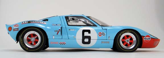 Ford GT40 gmp 1/12 scale diecast side view